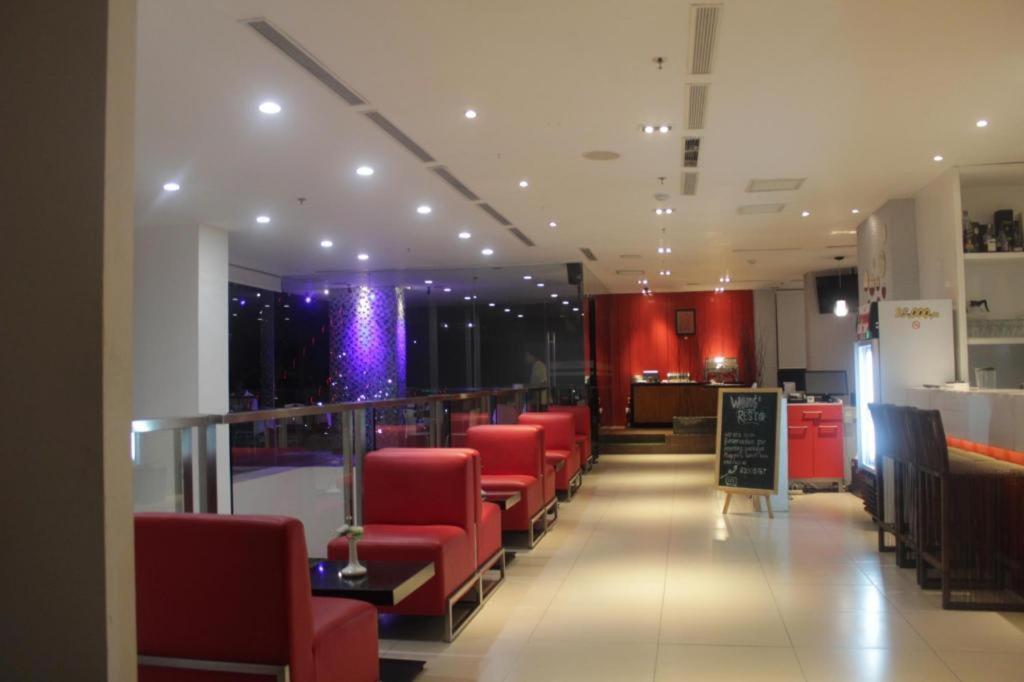 RedStar Hotel Yakarta Exterior foto