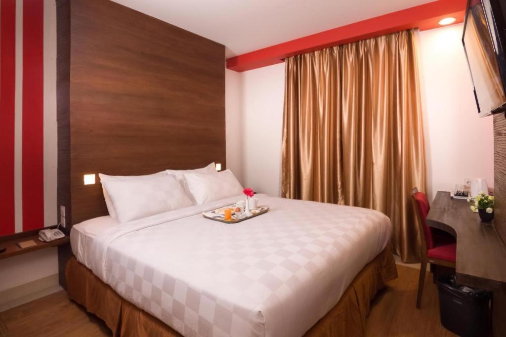 RedStar Hotel Yakarta Exterior foto