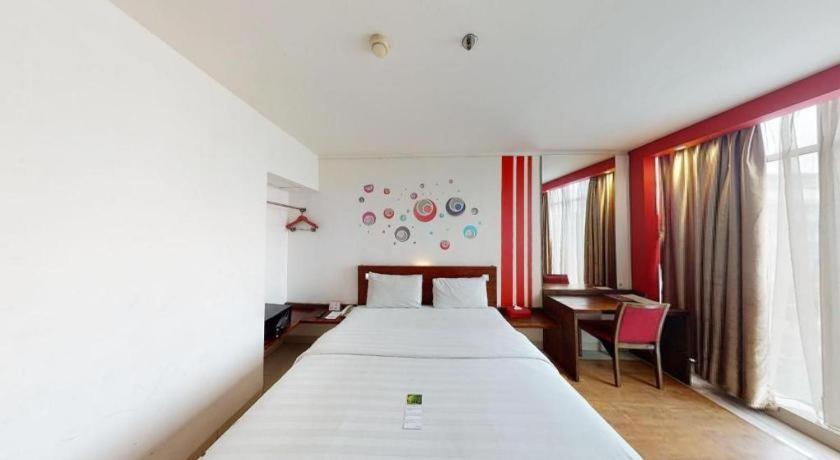 RedStar Hotel Yakarta Exterior foto
