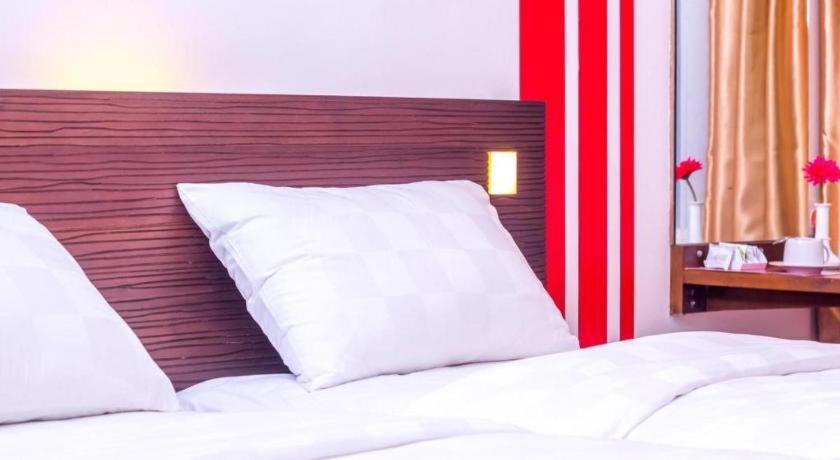 RedStar Hotel Yakarta Exterior foto